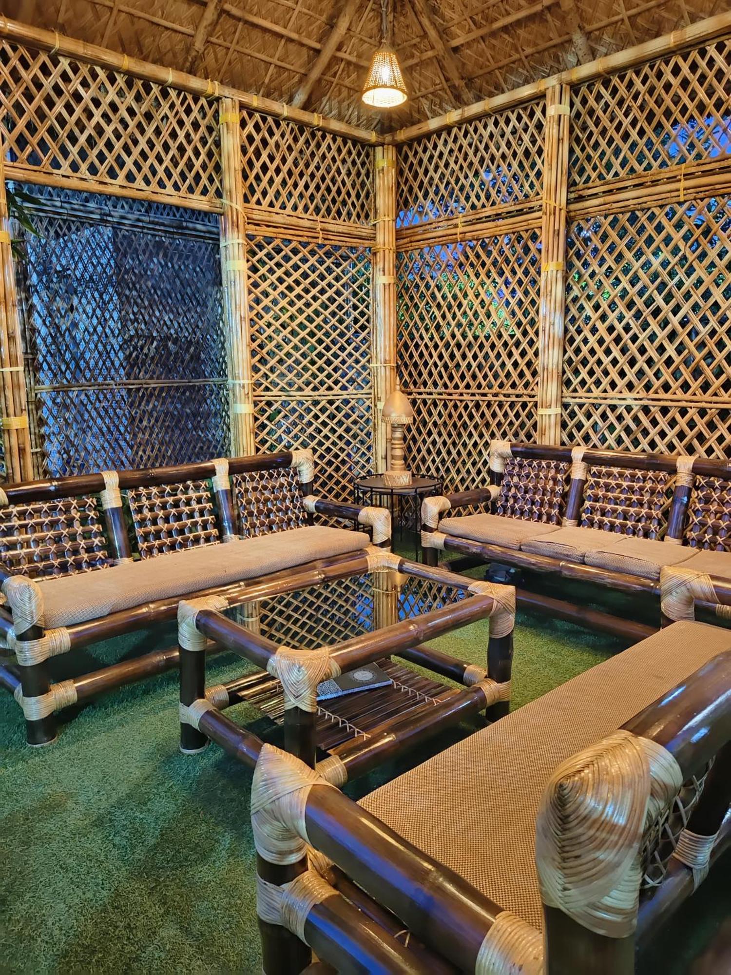 Jaanki Farms & Resorts Jorhāt Buitenkant foto